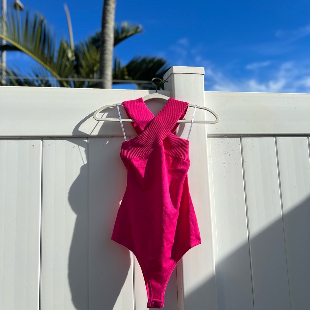 LULU’S Hot Pink Off-Shoulder Bodysuit *BRAND NEW*